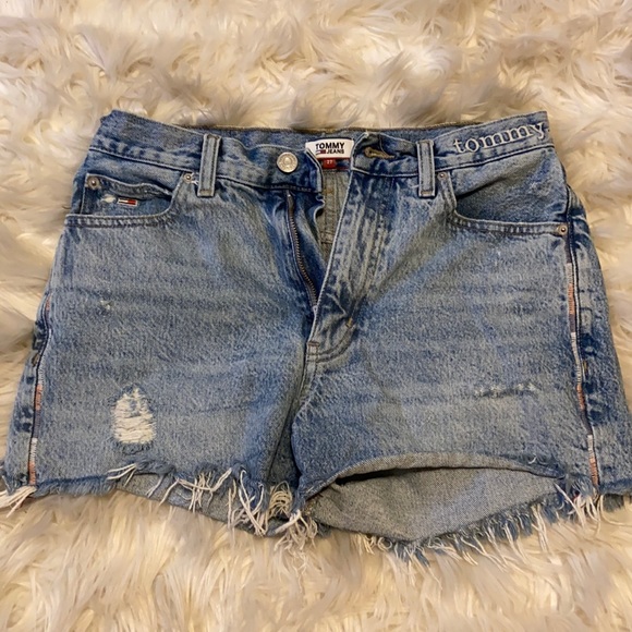Tommy jeans shorts - Picture 2 of 7